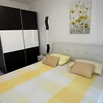 Ana 巴什卡沃达
